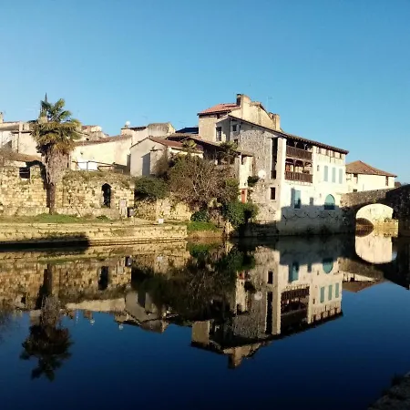 Les Terrasses Du Petit Bed & Breakfast *