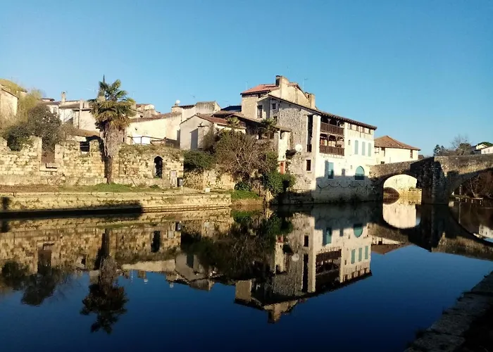 Les Terrasses Du Petit Bed and Breakfast *